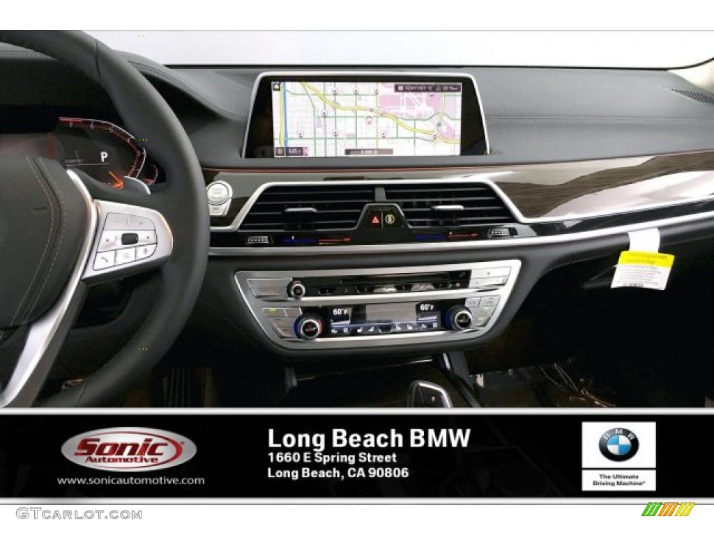 2020 7 Series 740i Sedan - Black Sapphire Metallic / Black photo #5