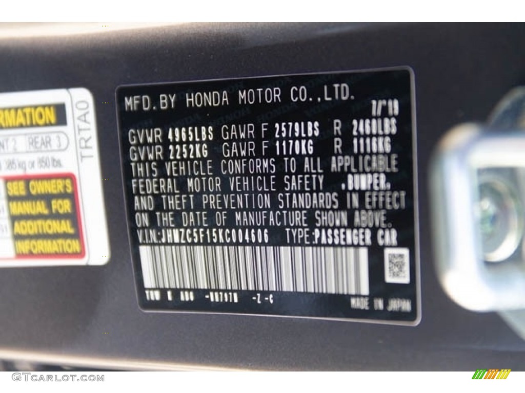 2019 Clarity Plug In Hybrid - Modern Steel Metallic / Black photo #41