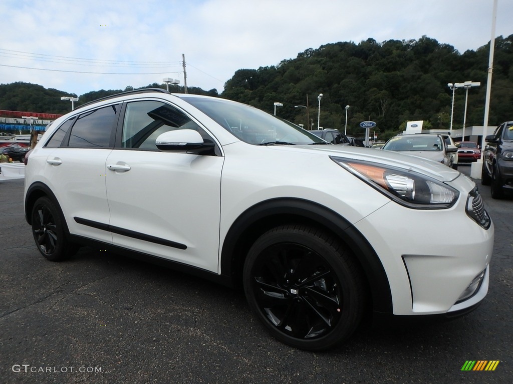 Snow White Pearl 2019 Kia Niro S Touring Hybrid Exterior Photo #134981681