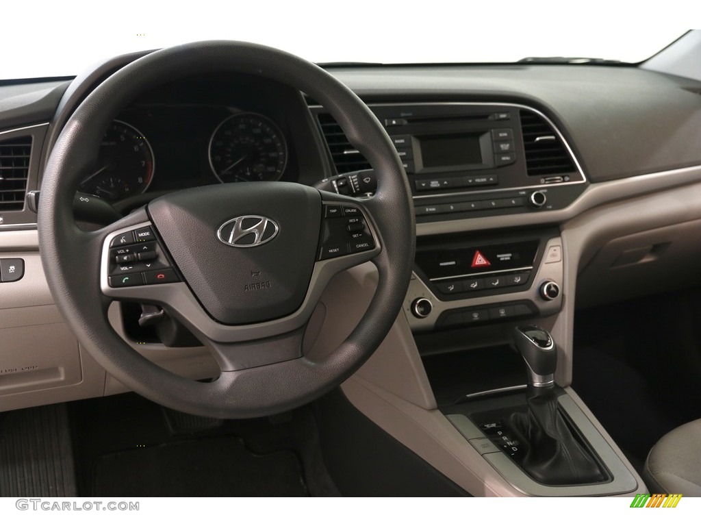 2018 Elantra SE - Phantom Black / Gray photo #6