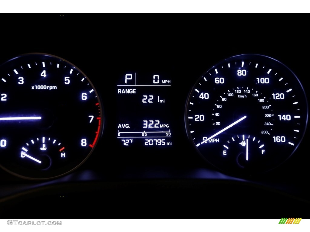 2018 Elantra SE - Phantom Black / Gray photo #8