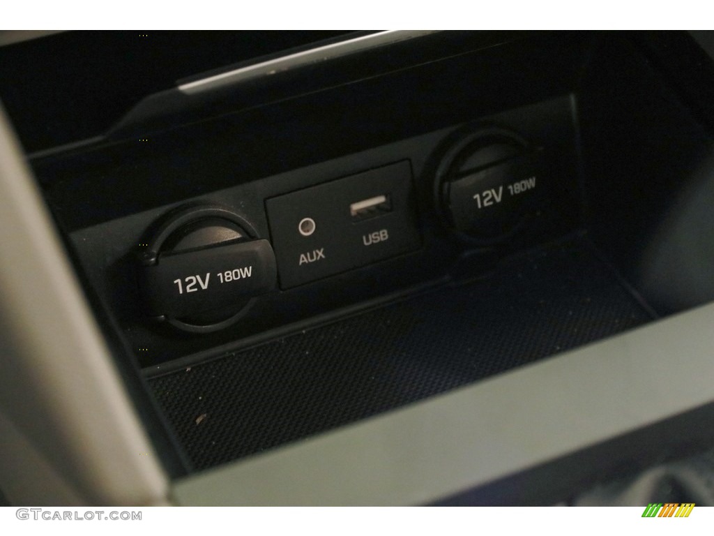 2018 Elantra SE - Phantom Black / Gray photo #13