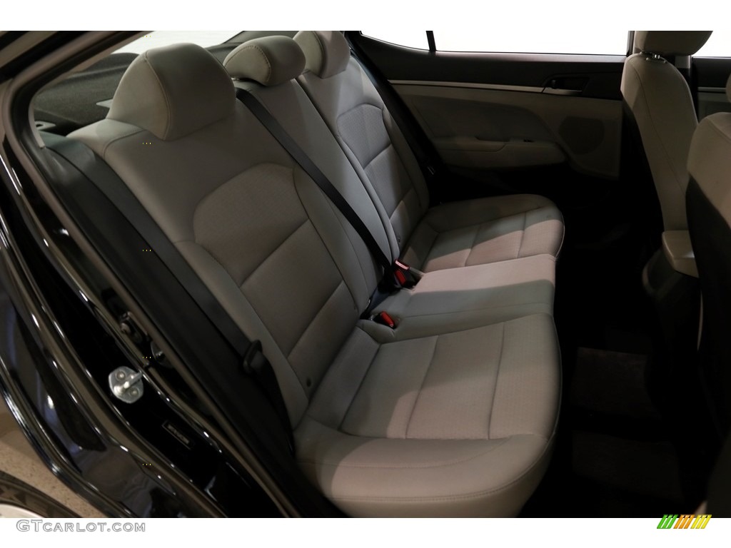 2018 Elantra SE - Phantom Black / Gray photo #15