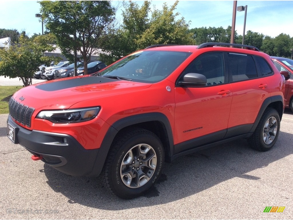 Firecracker Red 2019 Jeep Cherokee Trailhawk 4x4 Exterior Photo #134985119