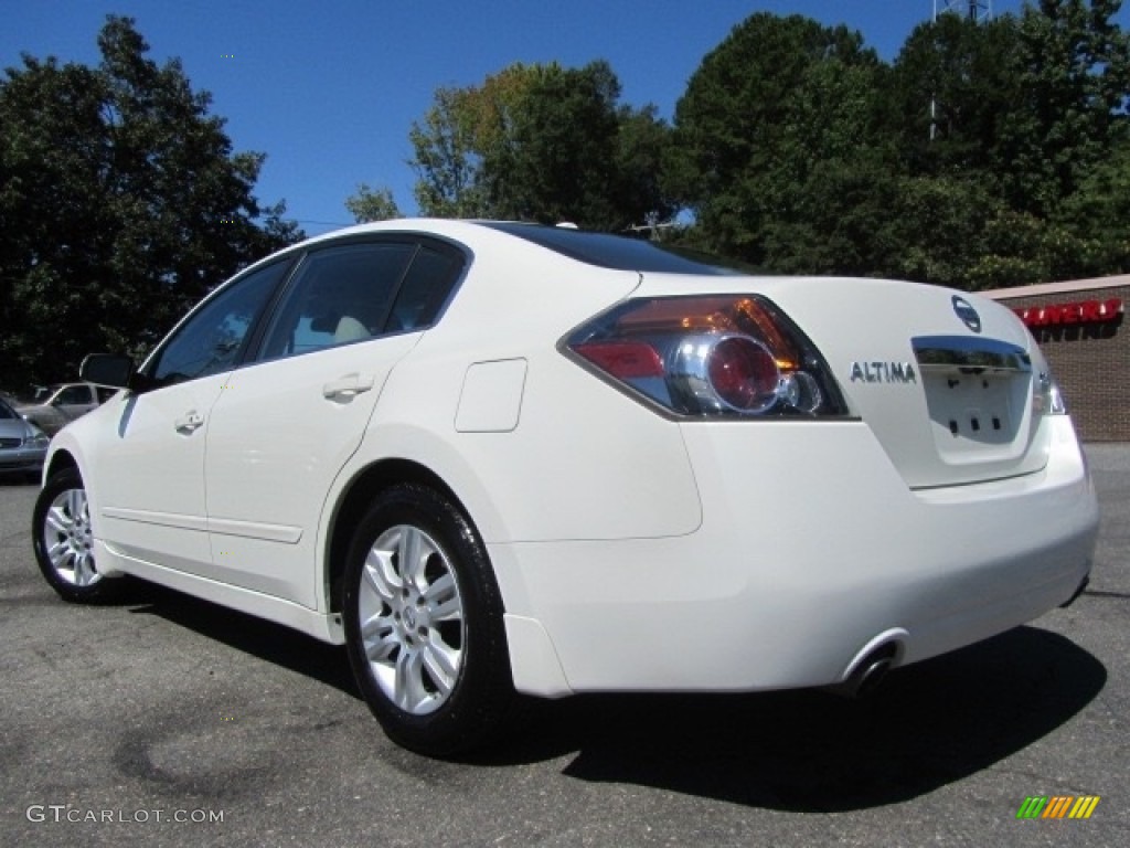 2010 Altima 2.5 S - Winter Frost White / Frost photo #8