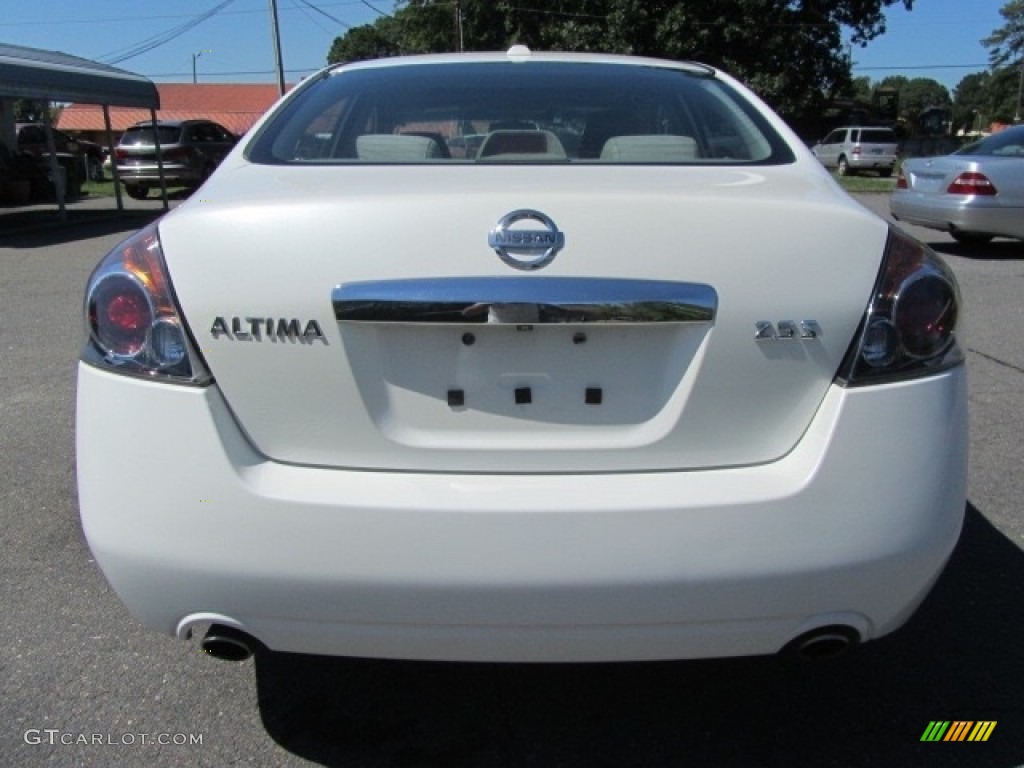 2010 Altima 2.5 S - Winter Frost White / Frost photo #9