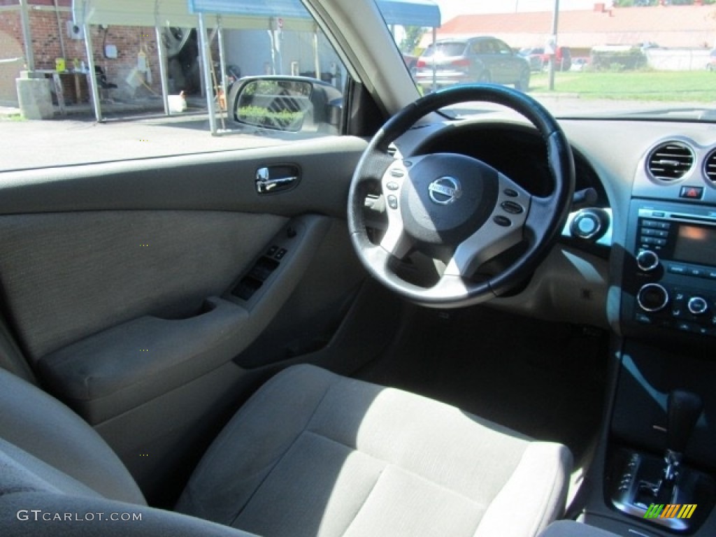 2010 Altima 2.5 S - Winter Frost White / Frost photo #12
