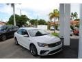 Pure White - Passat R-Line Photo No. 1