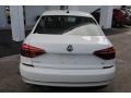 Pure White - Passat R-Line Photo No. 8