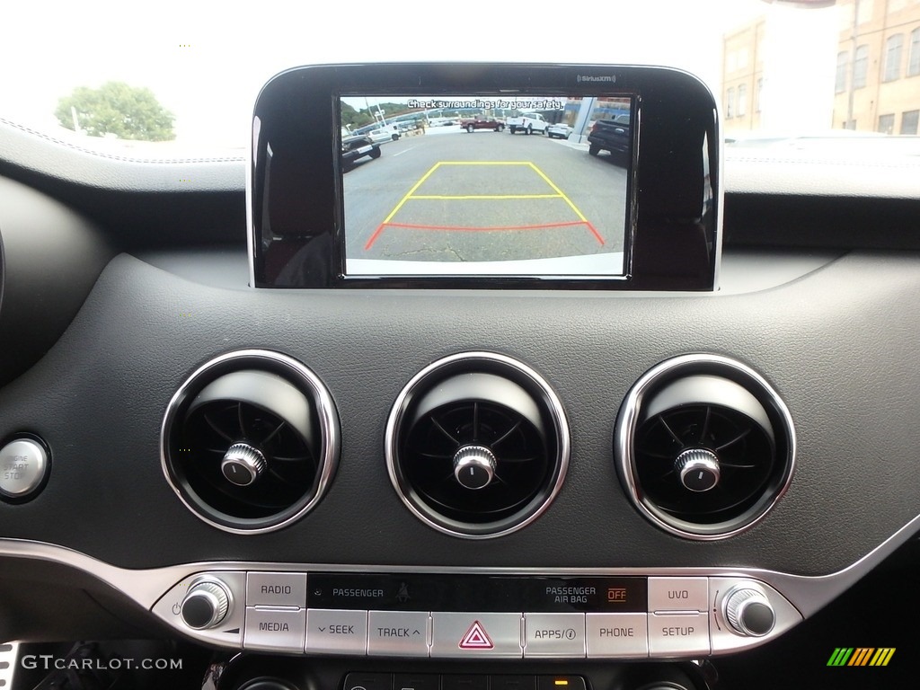 2019 Kia Stinger GT AWD Controls Photo #134995862