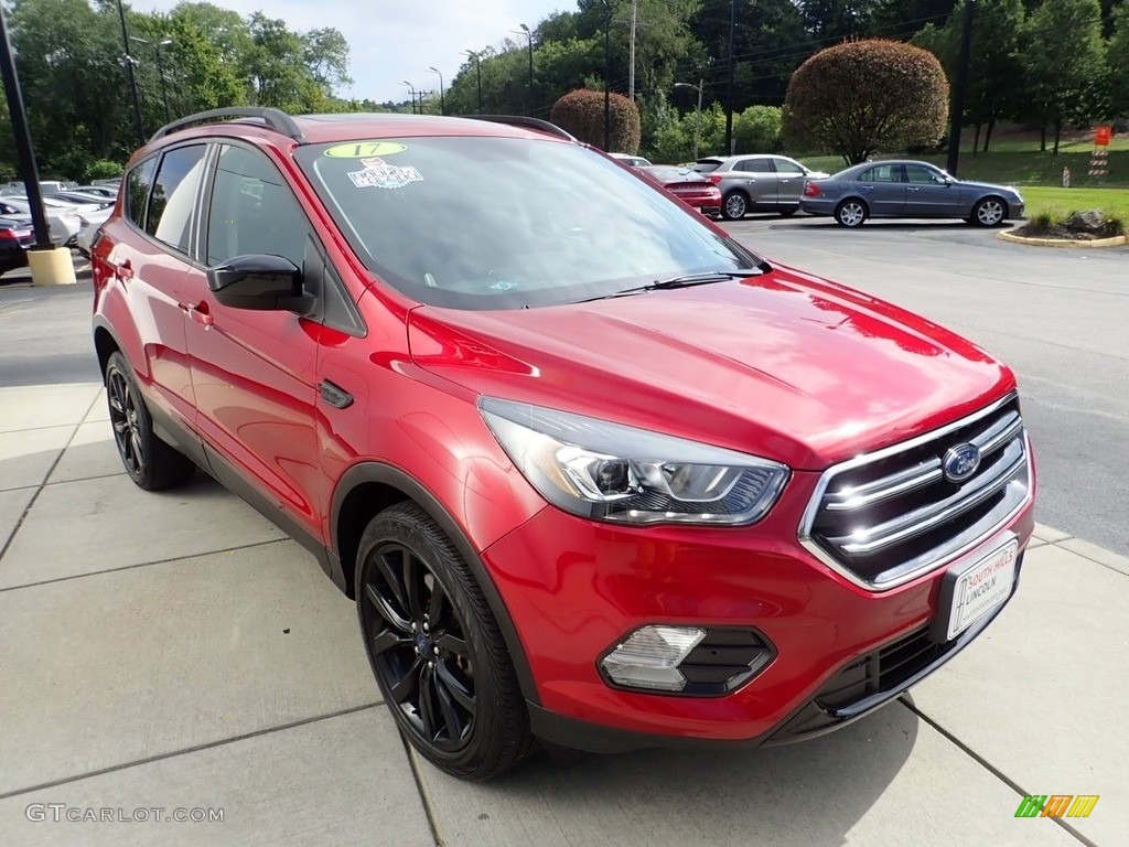 2017 Escape SE 4WD - Ruby Red / Charcoal Black photo #8