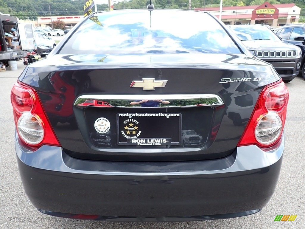 2015 Sonic LT Sedan - Ashen Gray Metallic / Jet Black/Dark Titanium photo #4