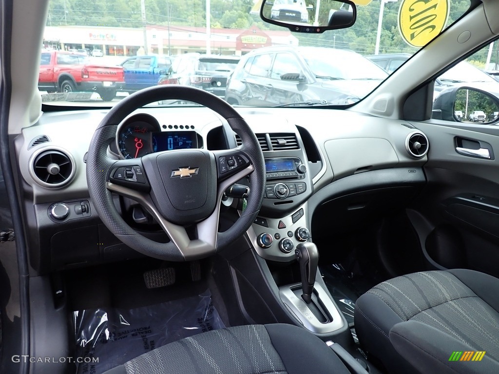 2015 Sonic LT Sedan - Ashen Gray Metallic / Jet Black/Dark Titanium photo #14