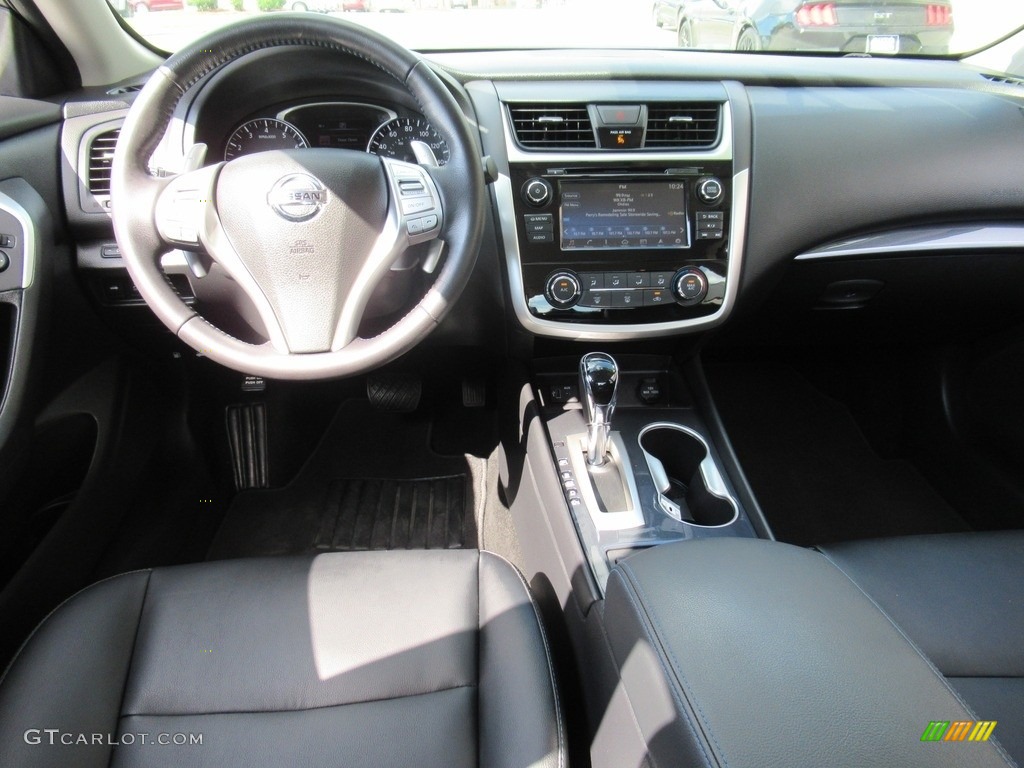 2018 Altima 2.5 SR - Gun Metallic / Charcoal photo #14