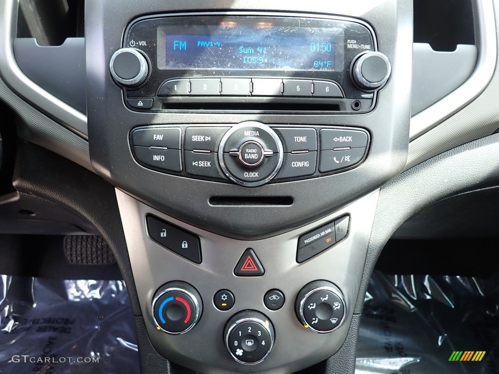 2015 Sonic LT Sedan - Ashen Gray Metallic / Jet Black/Dark Titanium photo #19