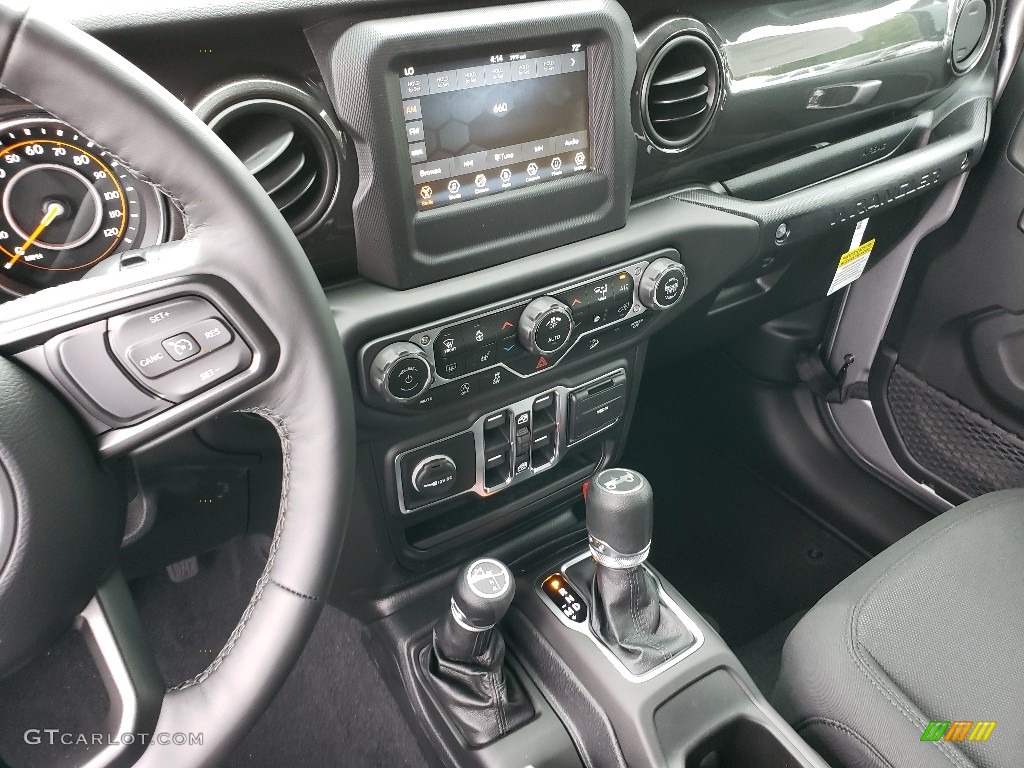 2020 Jeep Wrangler Unlimited Sport 4x4 8 Speed Automatic Transmission Photo #134998590