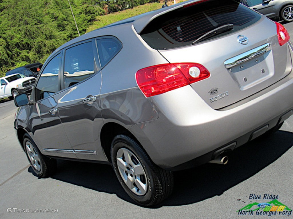 2013 Rogue S - Platinum Graphite / Gray photo #32