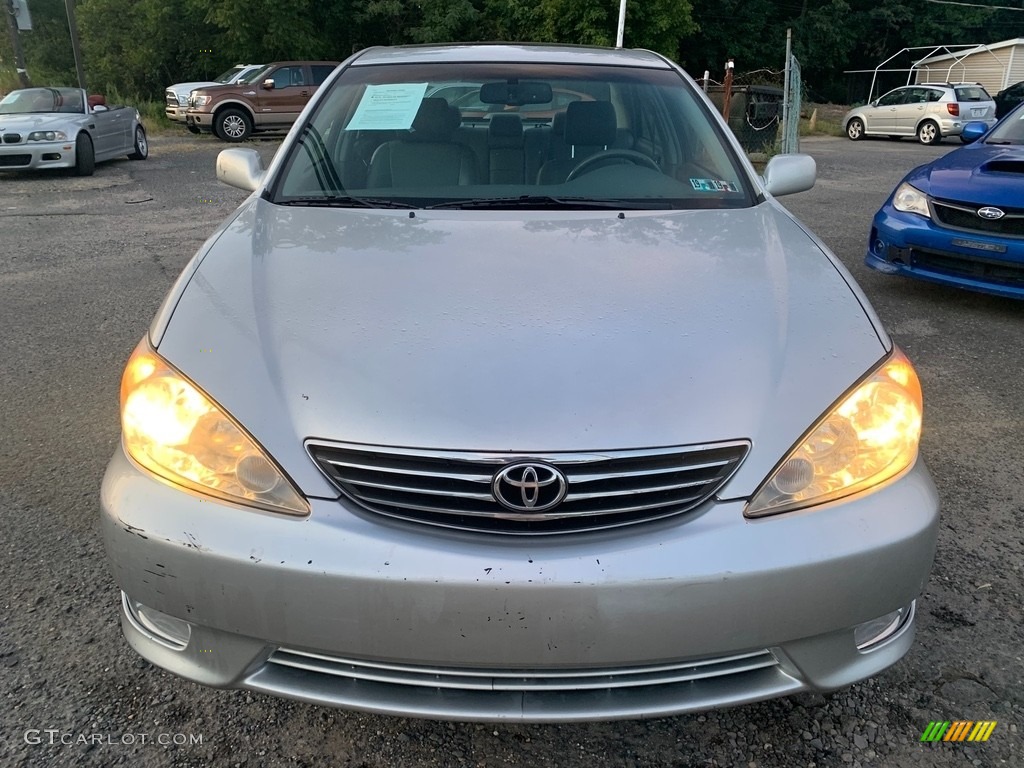 2006 Camry XLE V6 - Lunar Mist Metallic / Stone Gray photo #8