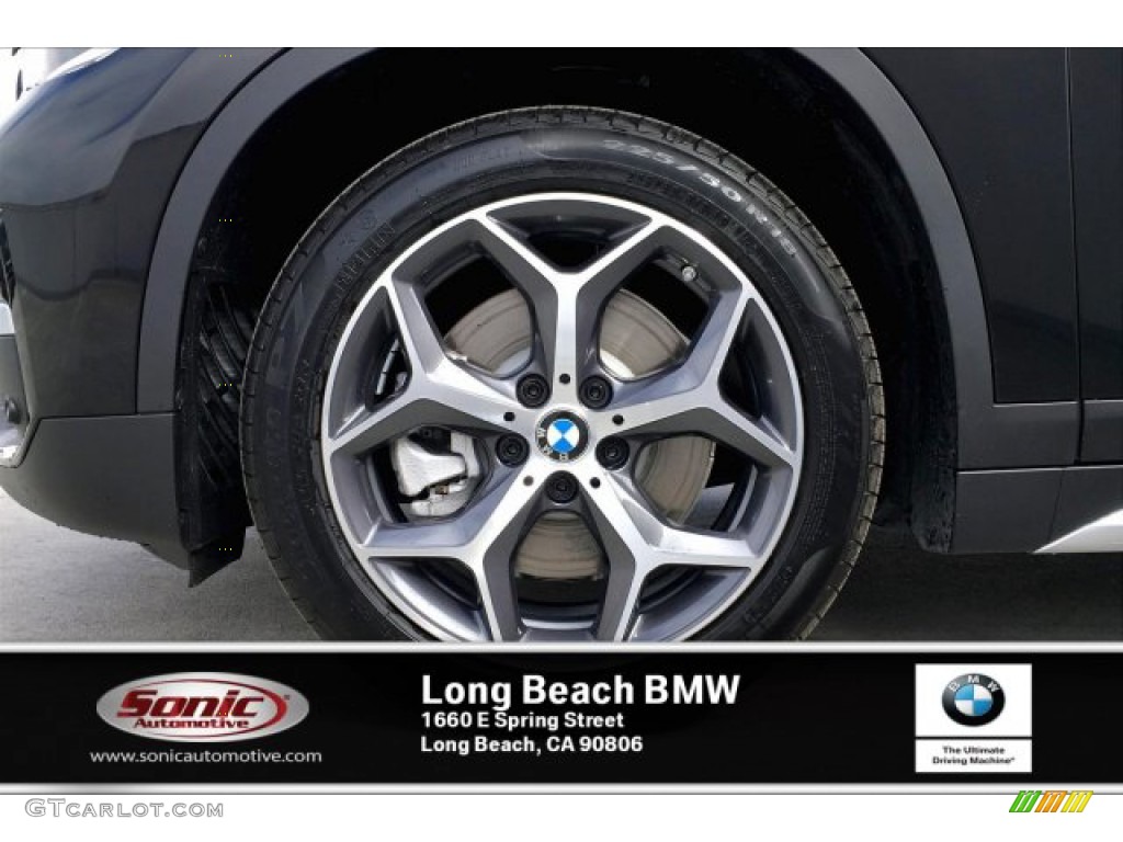 2019 X1 xDrive28i - Jet Black / Black photo #9