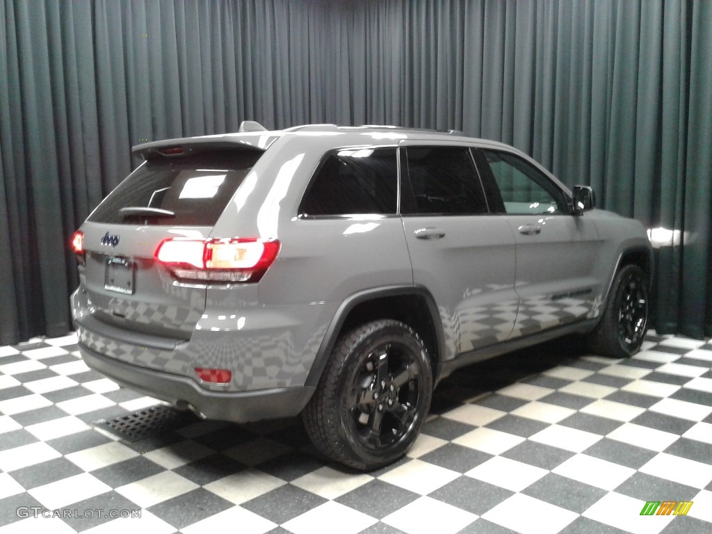 2020 Grand Cherokee Upland 4x4 - Sting-Gray / Black photo #6