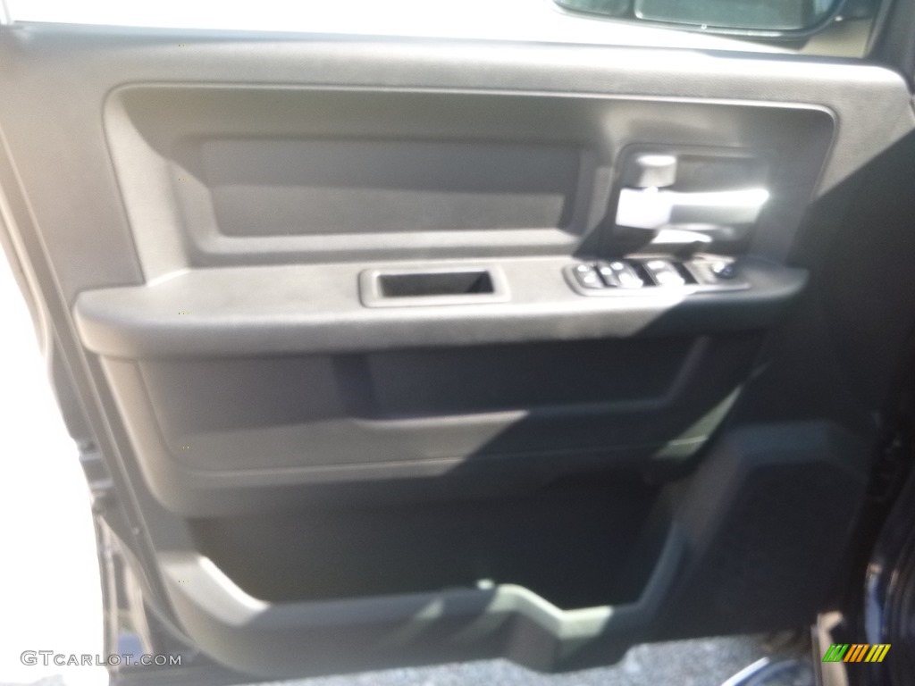 2019 3500 Tradesman Crew Cab 4x4 - Maximum Steel Metallic / Black/Diesel Gray photo #13