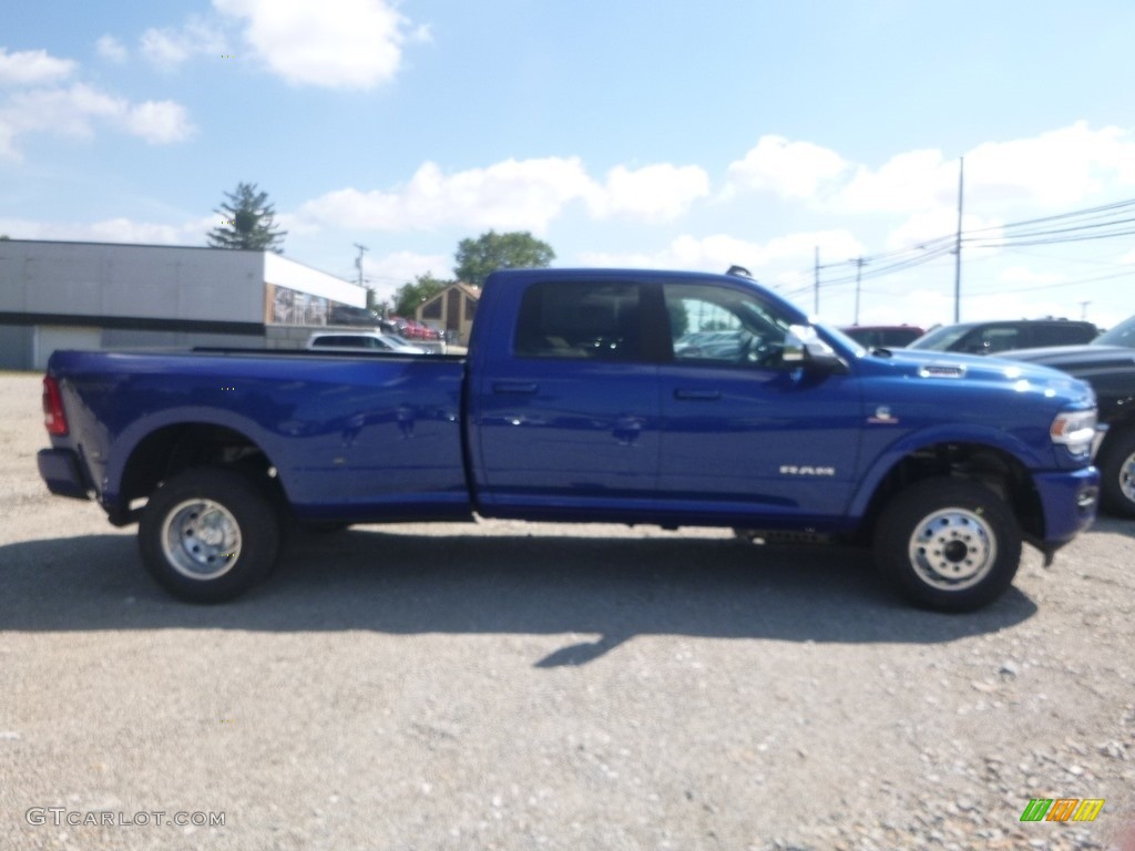 2019 3500 Laramie Crew Cab 4x4 - Blue Streak Pearl / Black photo #6