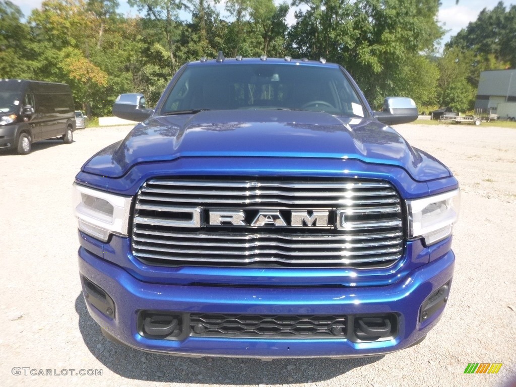 2019 3500 Laramie Crew Cab 4x4 - Blue Streak Pearl / Black photo #8