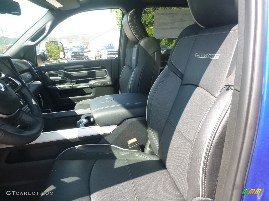 2019 3500 Laramie Crew Cab 4x4 - Blue Streak Pearl / Black photo #14