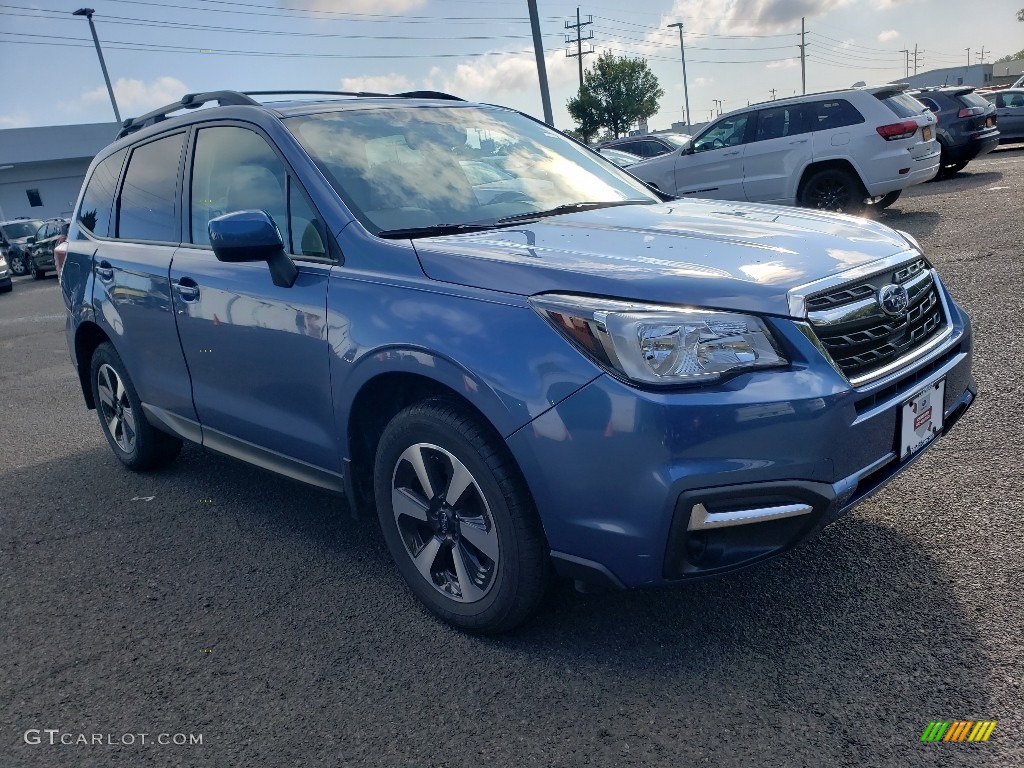 2018 Forester 2.5i Premium - Quartz Blue Pearl / Platinum photo #1