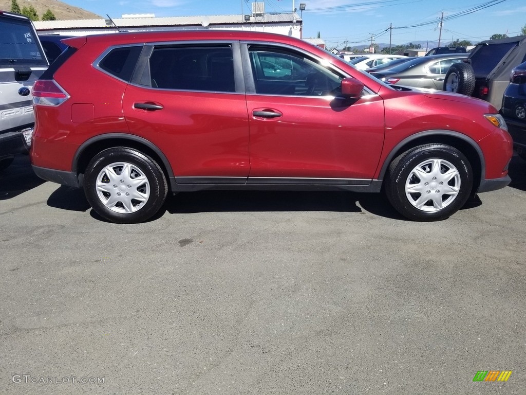 2016 Rogue S - Cayenne Red / Almond photo #3
