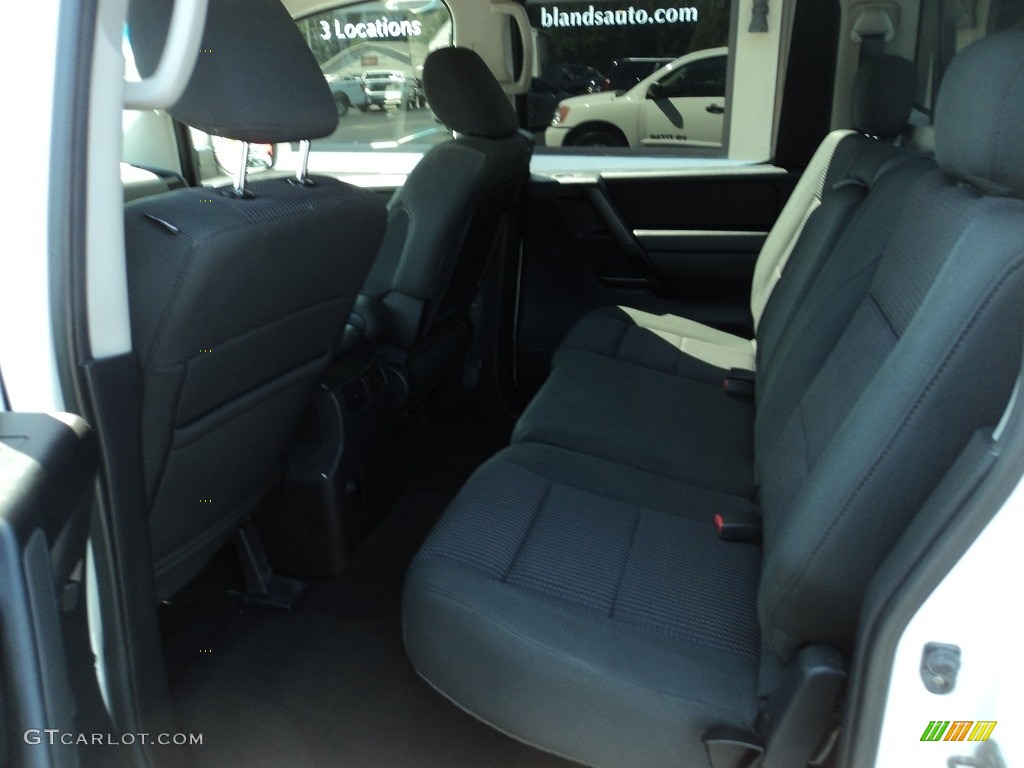 2010 Titan SE Crew Cab 4x4 - Blizzard White / Charcoal photo #8