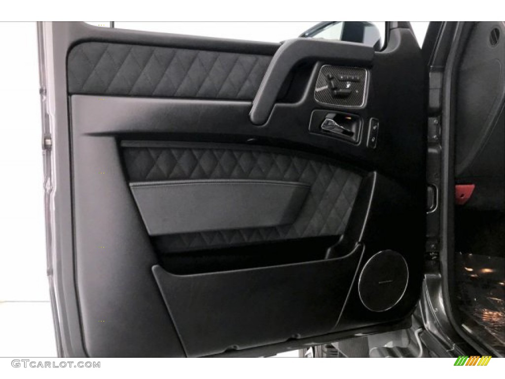 2017 Mercedes-Benz G 550 4x4 Squared Black Door Panel Photo #135033238