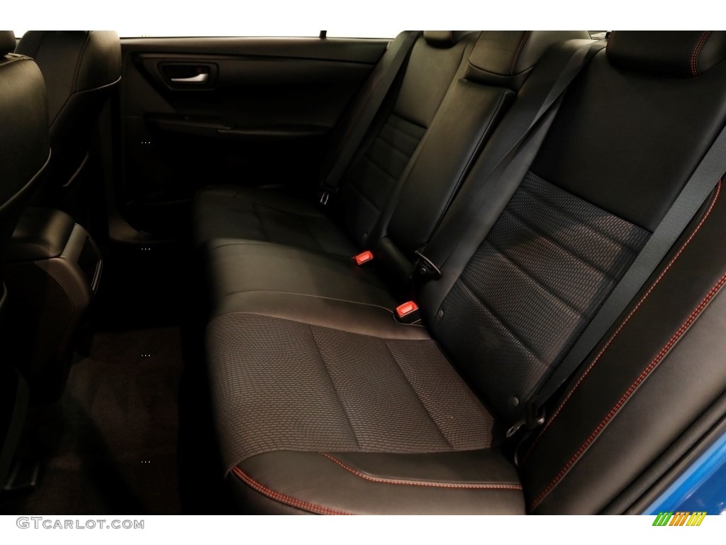 2017 Camry SE - Blue Streak Metallic / Black photo #17