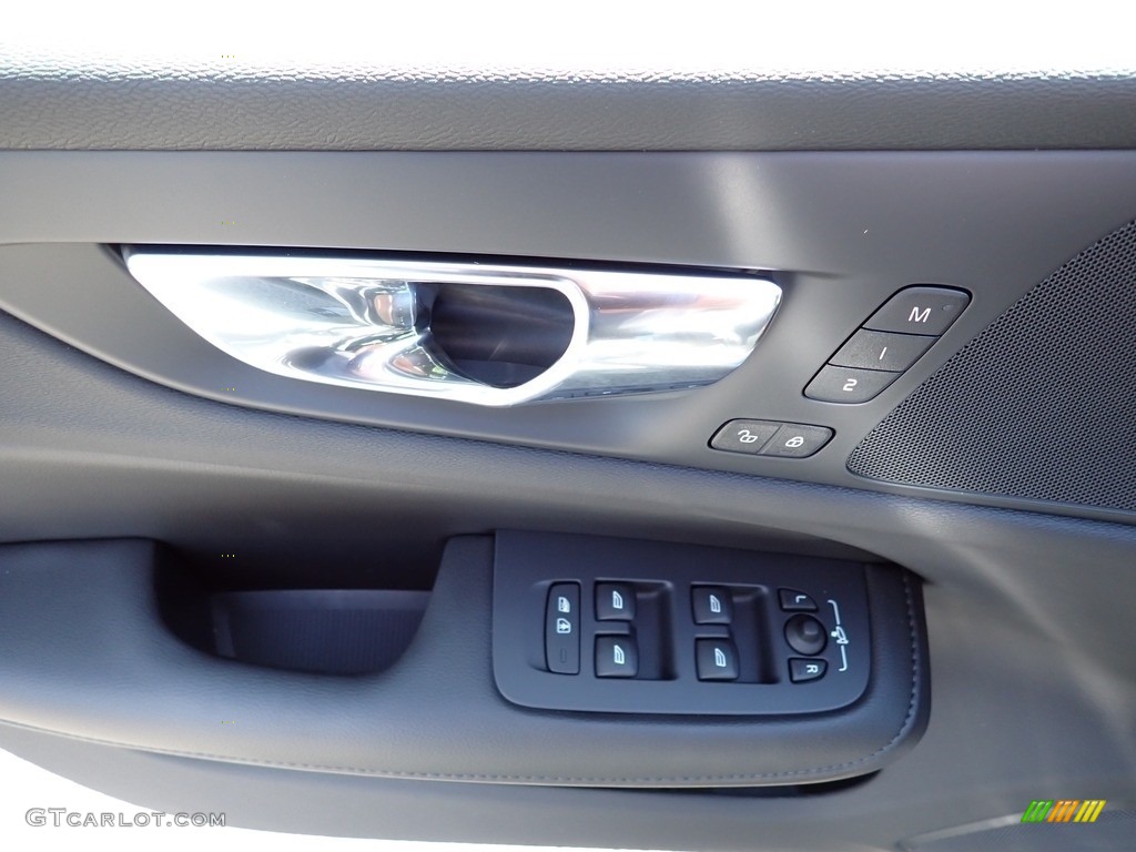 2020 Volvo S60 T5 Momentum Charcoal Door Panel Photo #135038352