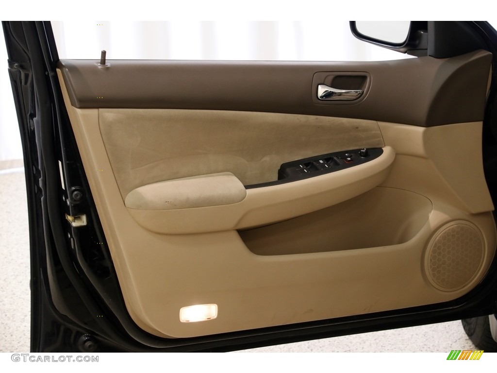 2005 Accord LX Sedan - Nighthawk Black Pearl / Ivory photo #4