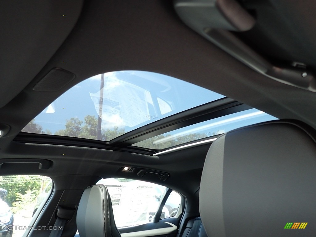 2020 Volvo S60 T5 Momentum Sunroof Photos