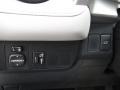 Super White - RAV4 XLE AWD Photo No. 15