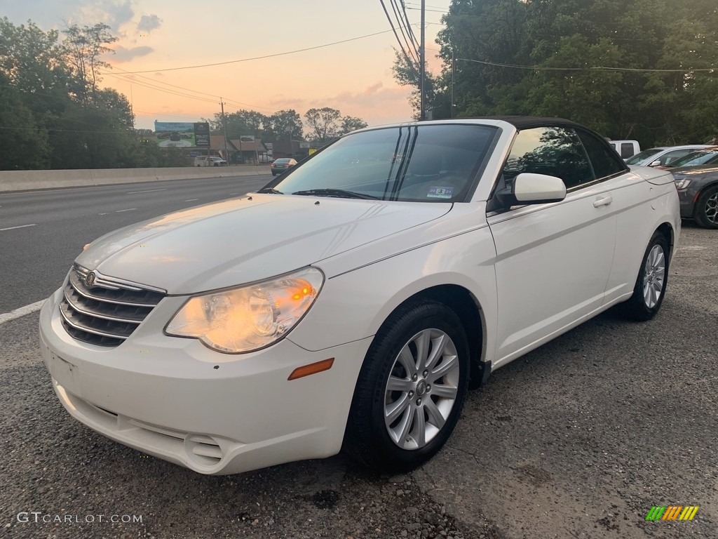 2010 Sebring Touring Convertible - Stone White / Dark Khaki/Light Graystone photo #10