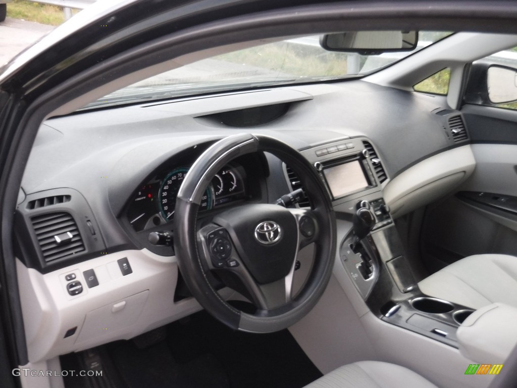 2013 Venza LE AWD - Cosmic Gray Mica / Ivory photo #10