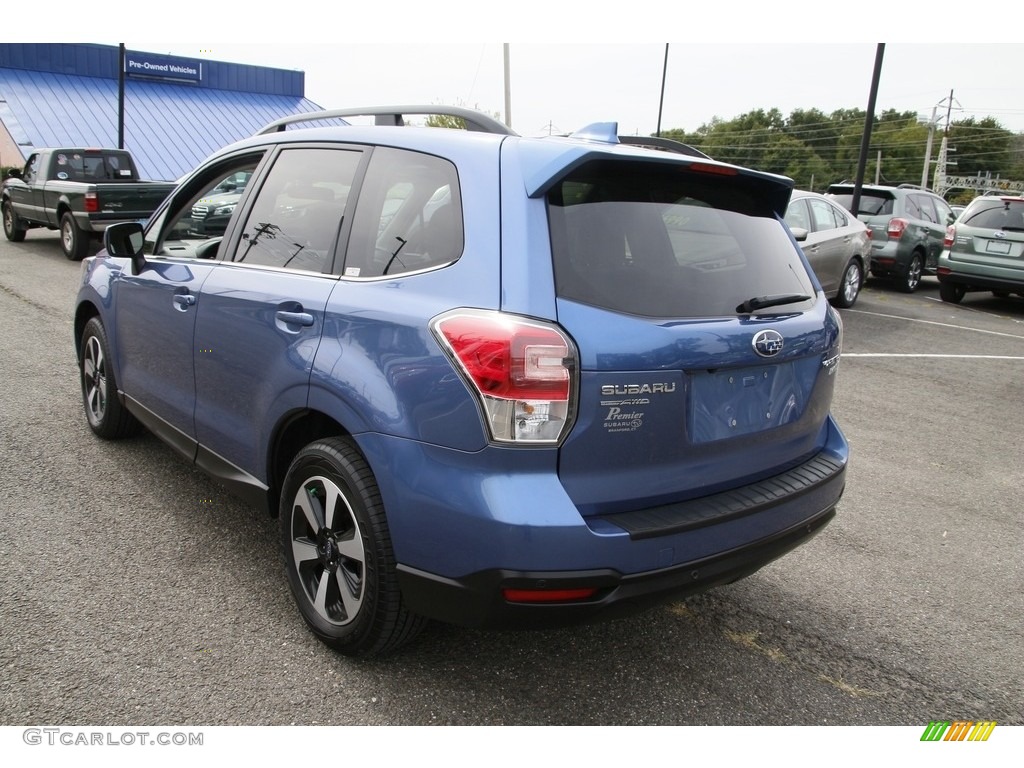 2017 Forester 2.5i Limited - Quartz Blue Pearl / Gray photo #7