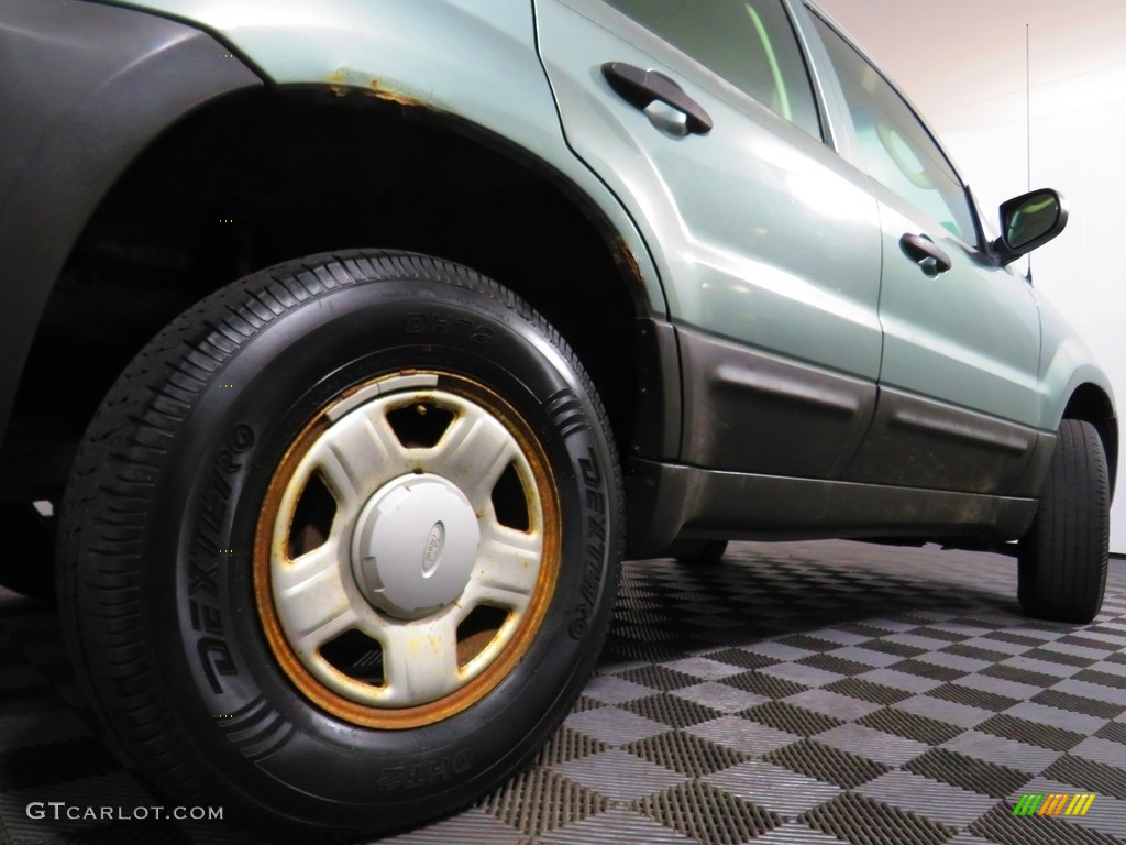 2006 Escape XLS 4WD - Titanium Green Metallic / Medium/Dark Flint photo #15