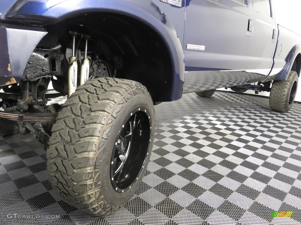 2004 F350 Super Duty XL Crew Cab 4x4 - True Blue Metallic / Medium Flint photo #9