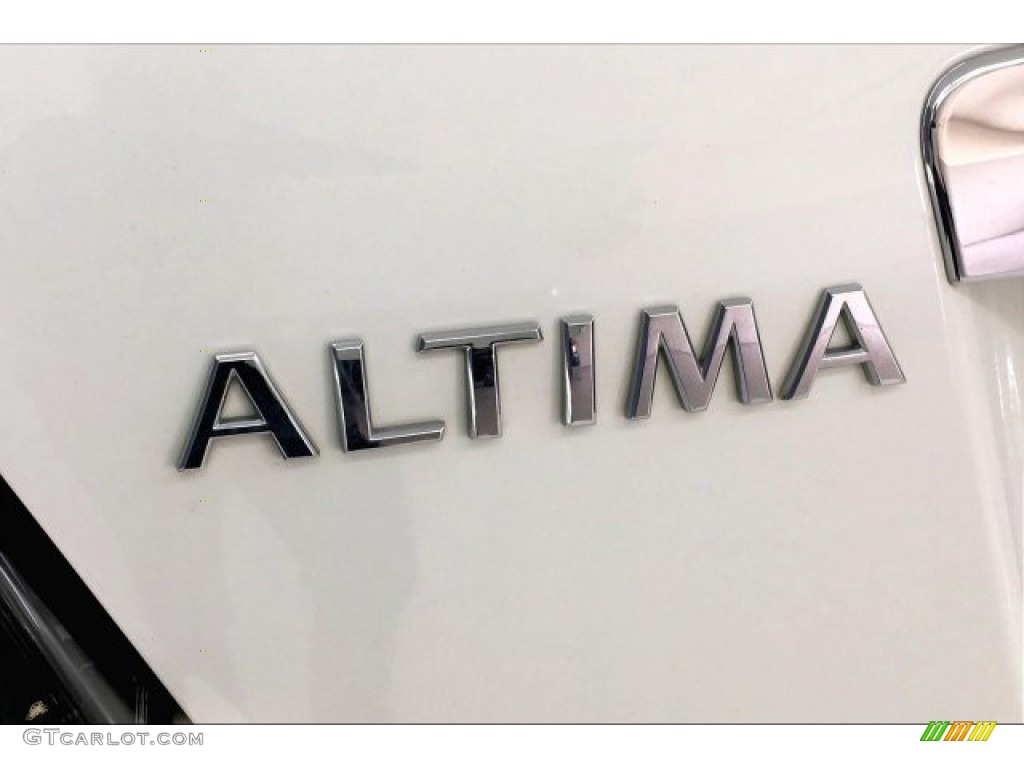 2012 Altima 2.5 S - Winter Frost White / Charcoal photo #7
