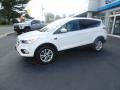 2017 Oxford White Ford Escape SE 4WD  photo #1