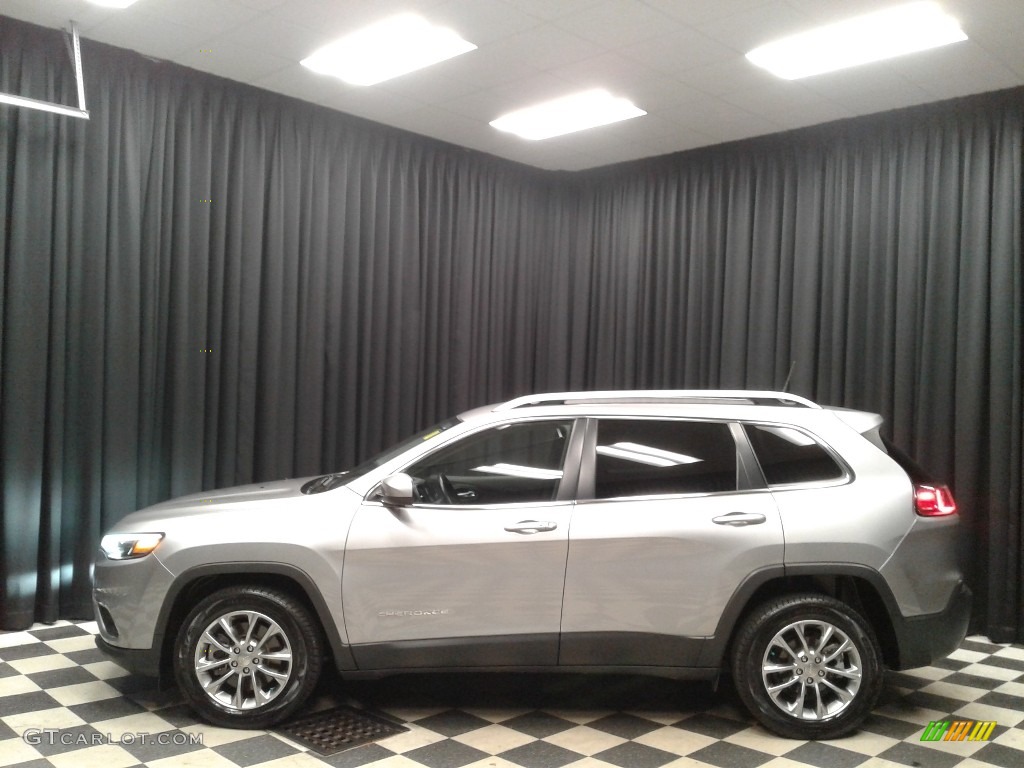 2019 Cherokee Latitude Plus - Billet Silver Metallic / Black photo #1