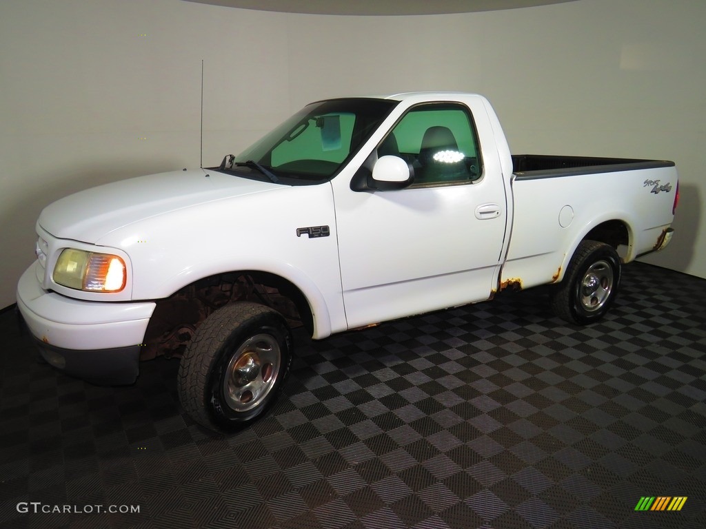 2002 F150 XL Regular Cab 4x4 - Oxford White / Medium Graphite photo #6