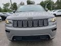 Sting-Gray - Grand Cherokee Altitude 4x4 Photo No. 2