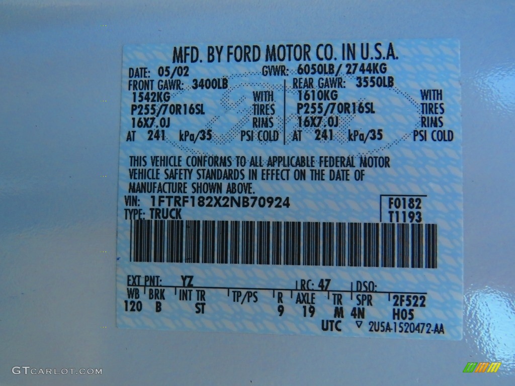 2002 F150 XL Regular Cab 4x4 - Oxford White / Medium Graphite photo #20