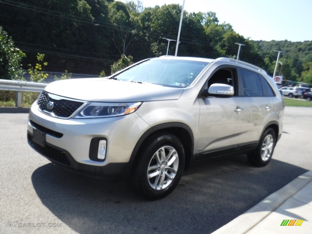 2014 Sorento LX AWD - Bright Silver / Black photo #6