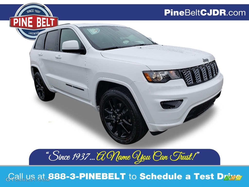 2020 Grand Cherokee Altitude 4x4 - Bright White / Black photo #1